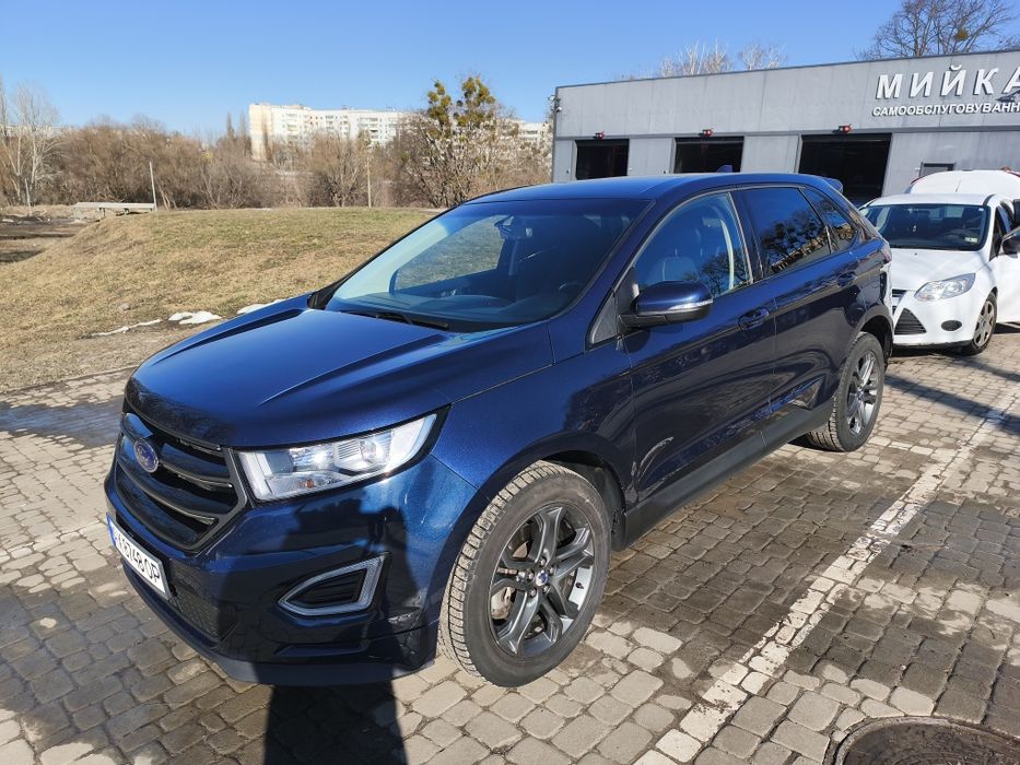 Продам Ford edge