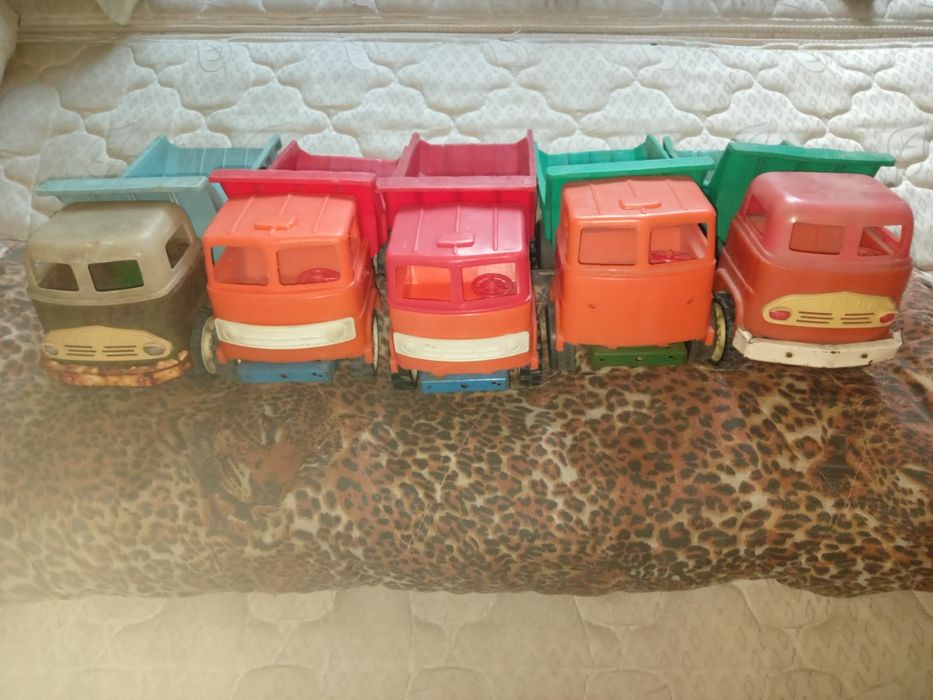 Игрушечные машинки СССР