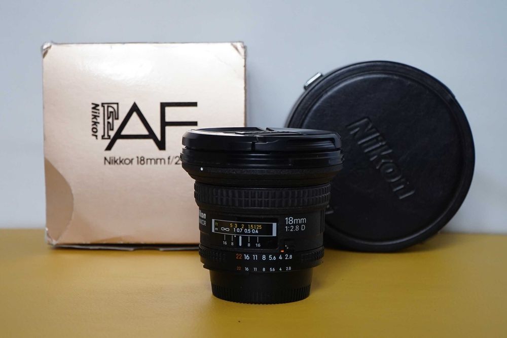 Rzadki Nikon 18mm f/2.8 D Bardzo Dobry Stan - Komplet z pudełkiem