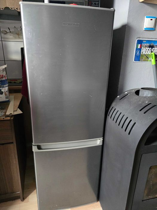 Lodówka MPM 140cm półtora roczna