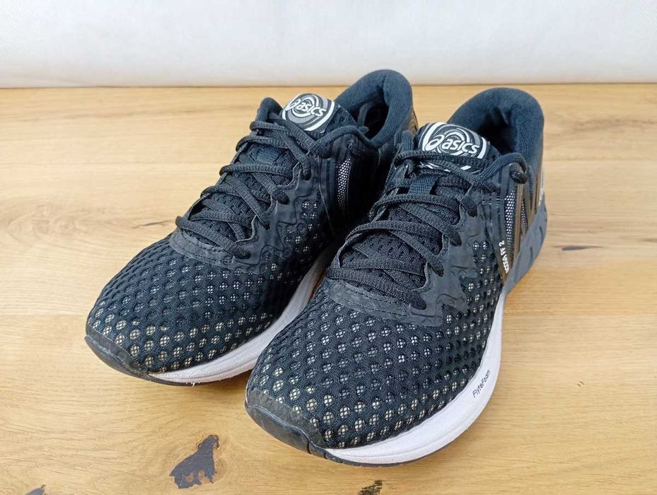 Asics Buty do biegania Noosa Ff 2, rozmiar 40,5