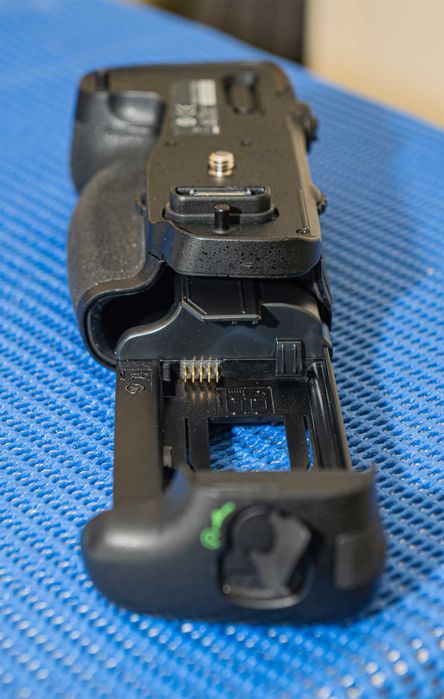 Nikon D750 + GRIP + Disparador + 2 baterias