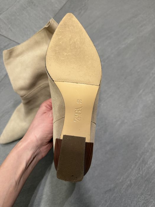 Казаки жіночі б/у