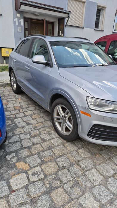Samochód Audi Q3