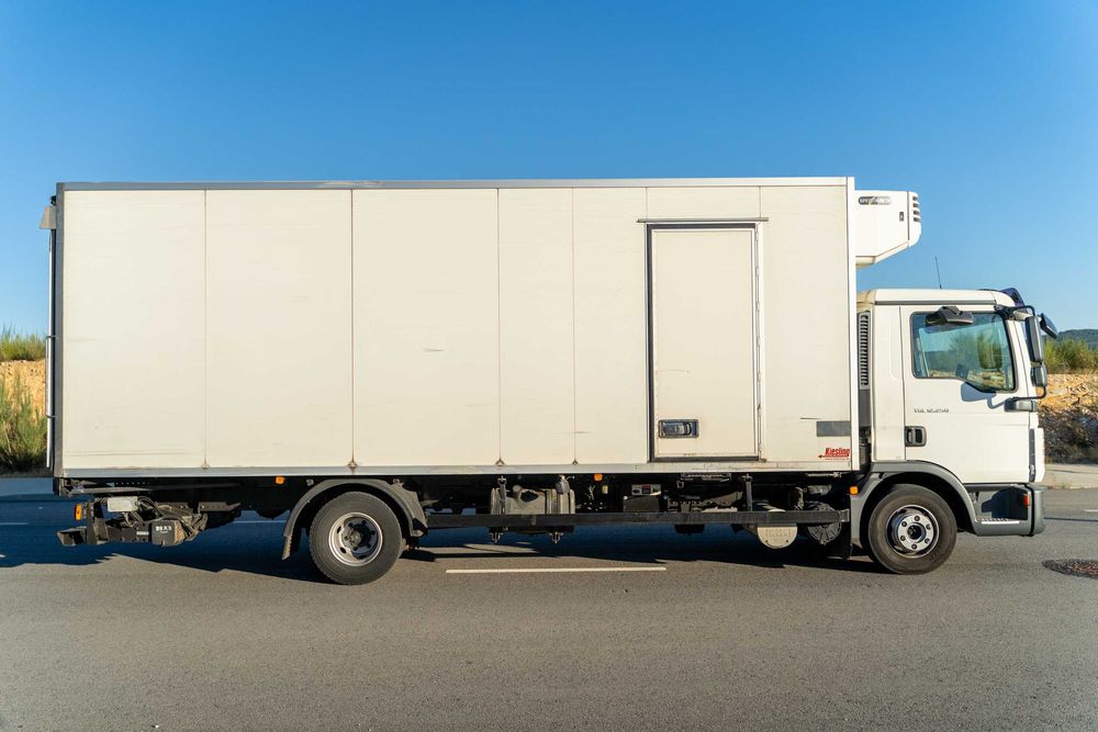 Camião Man TGL-12.250