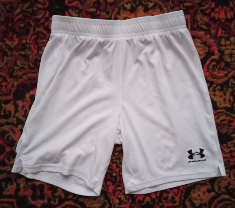 Спортивные шорты Under Armour (L) | Белые