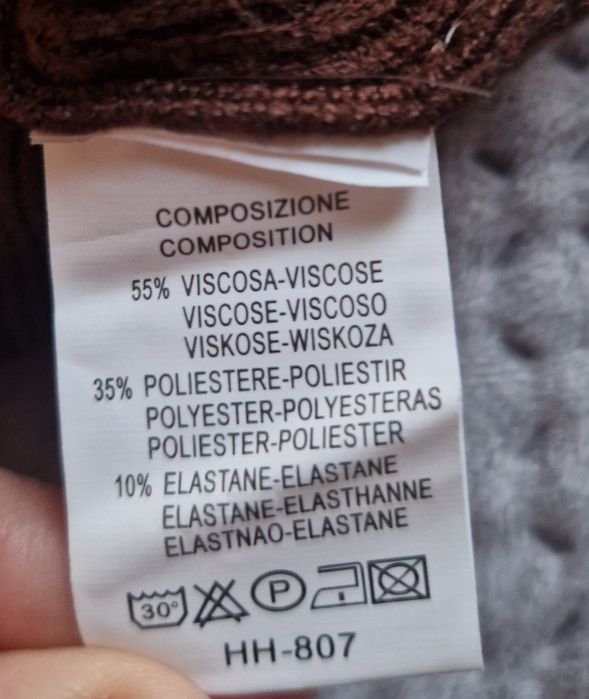 Sweter damski, zdobiony, rozm. S/M.