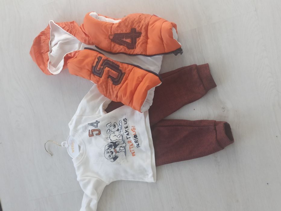 Святкові  костюми на хлопчика,пінєткки