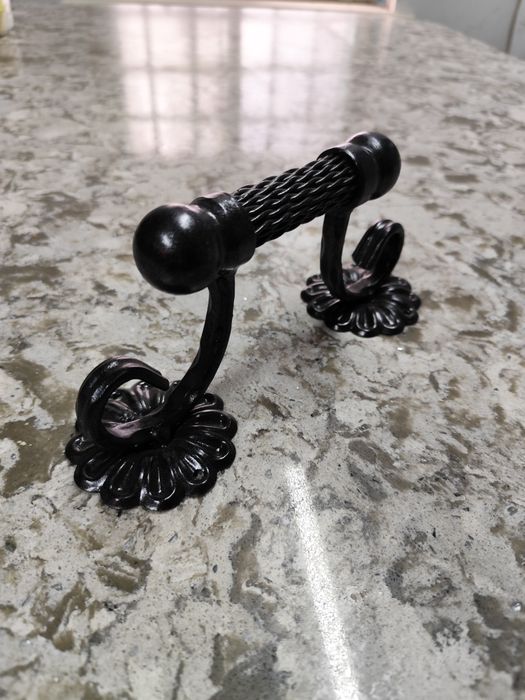 Кованая ручка новая