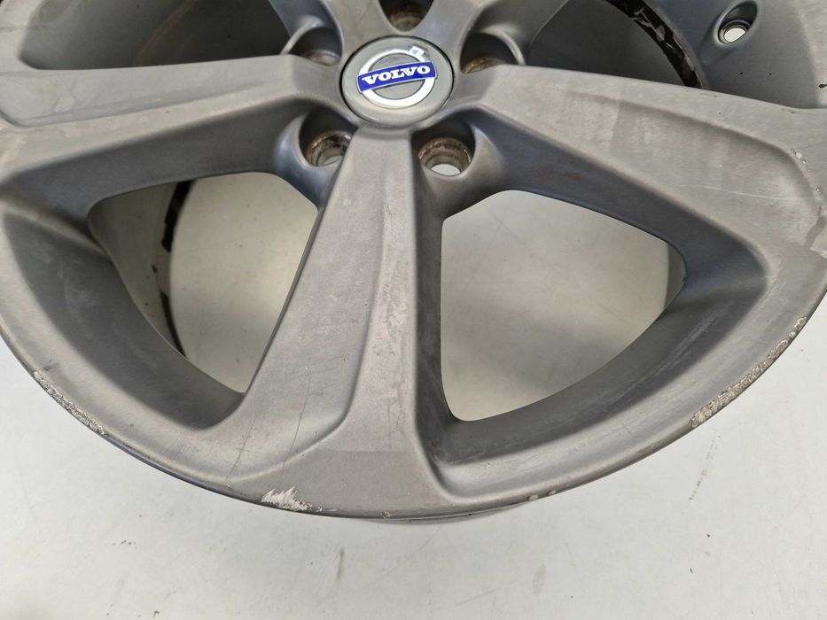 Koła felgi aluminiowe Volvo V40 II 7,5J ET52,5 17" 5x108