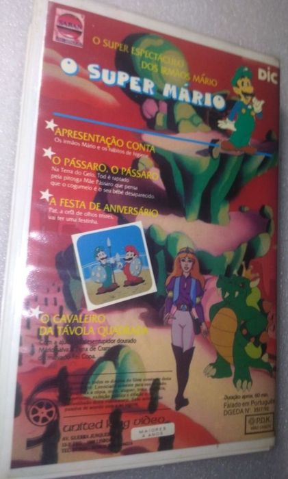 Antiga cassete VHS Super Mário - Raro
idioma em português / brasileiro.