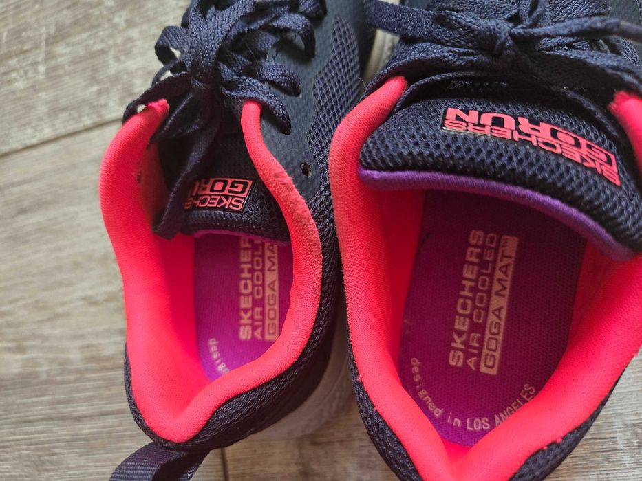 Кросівки Skechers GO RUN Consistent 32 р. (302412L) оригінал, гарний стан