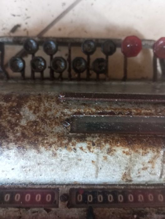 продам механічний калькулятор,раріритет.