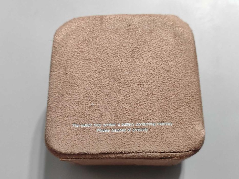 Zegarek Damski Jennifer Lopez Model JL/2606 W Pudełku