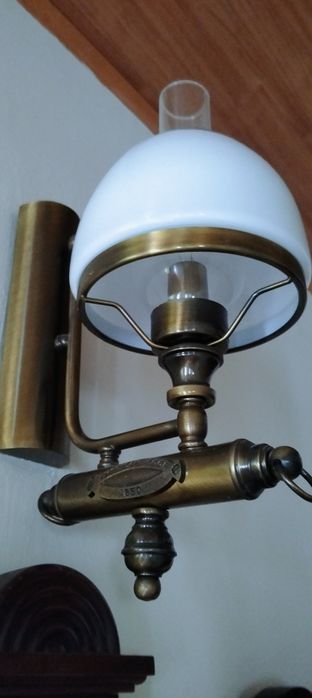 Vendo candeeiro em latão