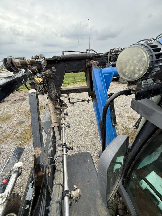 оприскувач самохідний New Holland SP275F