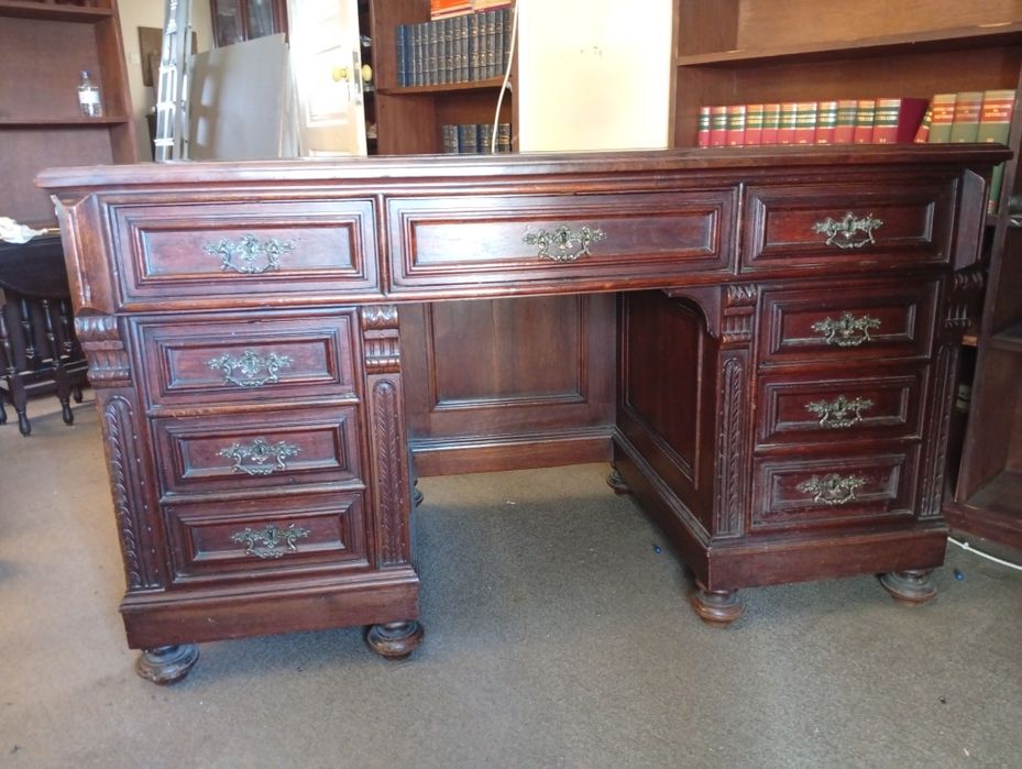 Secretaria século XIX em madeira