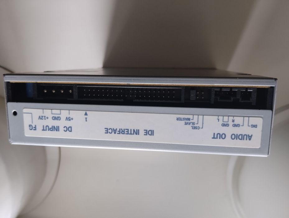 CD-привoд TEAC CD-540E-002-U 19770590-02