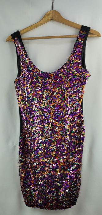 Sukienka cekinowa John Zack 12 · połyskująca i efektowna