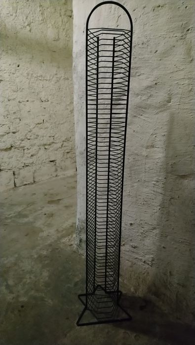 Sprzedam stojak na plyty CD