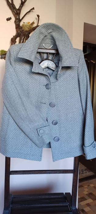 Жіноче пальто Castro підходить для вагітних