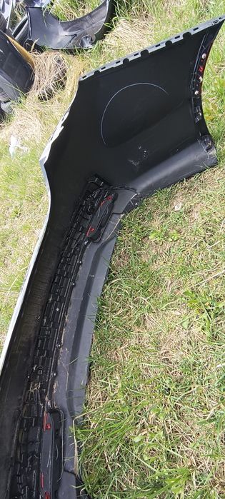 Задній бампер chrysler 200 14-17