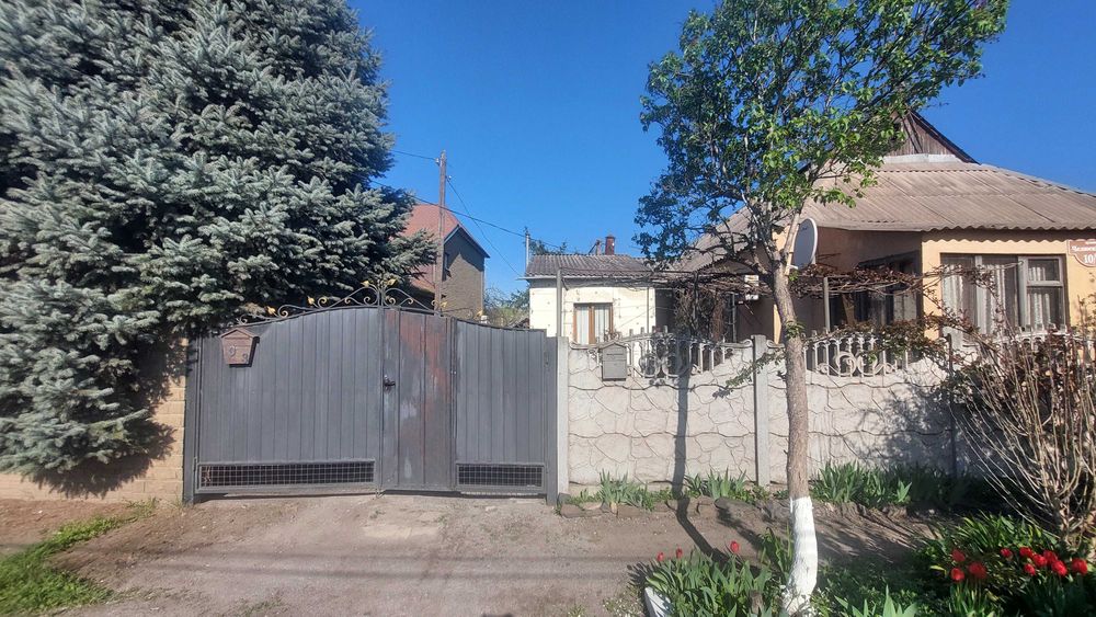 Продам частину котеджу в Центрально - міському районі