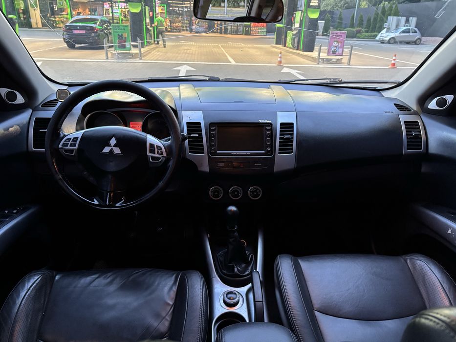 Mitsubishi Outlander 2.0 ТДІ
