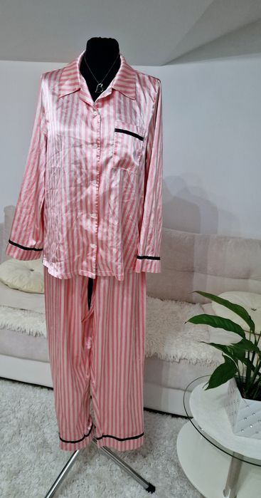 Piżamka damska,satyna.