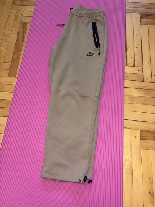 штаны nike tech fleece woven nike stone island