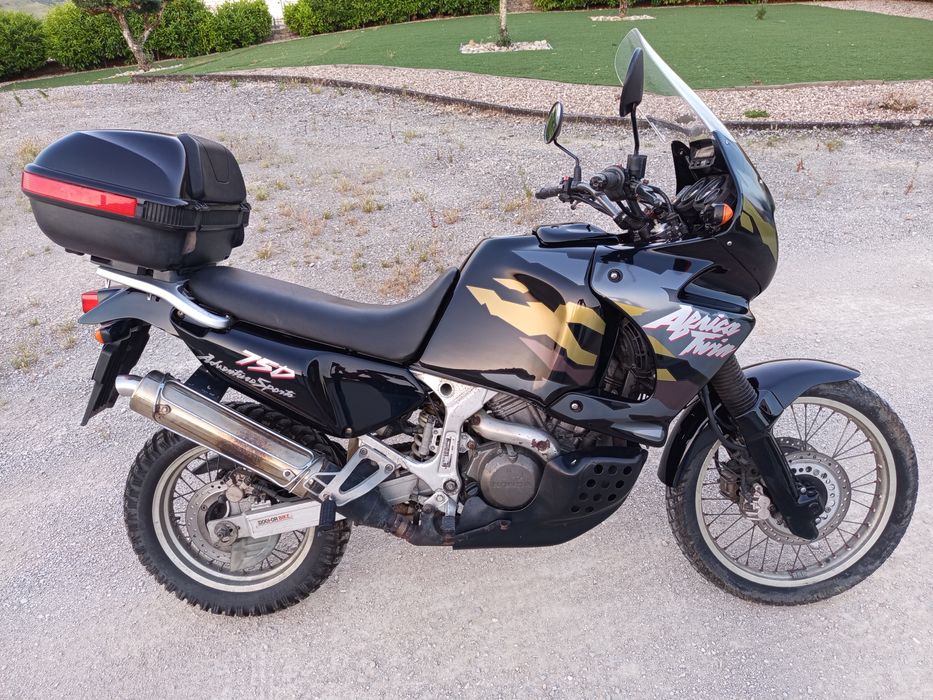 África Twin 750 (RD07)