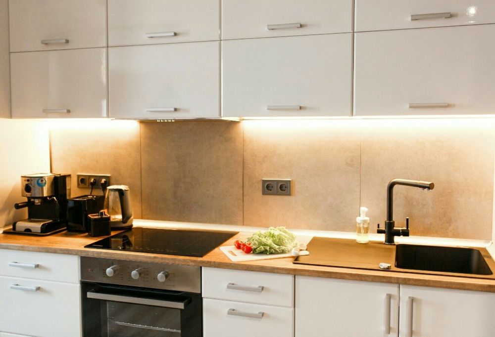 Style. Нова стильна квартира-студія біля парку Відродження, подобово