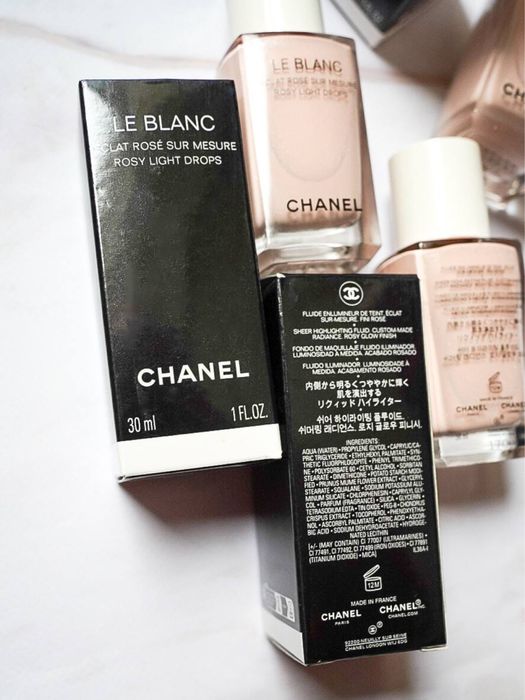 Рідкий хайлайтер сяюча база Chanel Rosy Light Drops Le Blanc