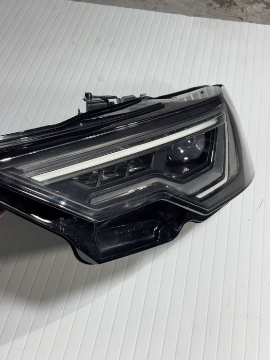 Óptica Audi A6 S6 C8 Full Led Matrix esquerda frente