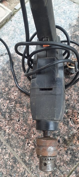 Продам дрель б/у