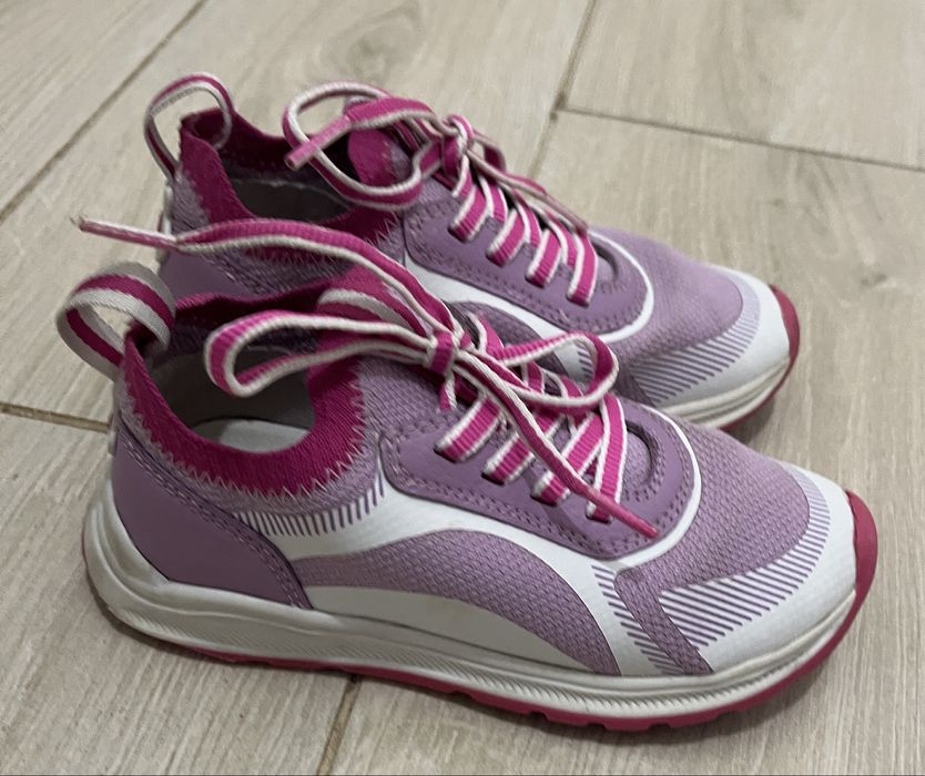 Кросівки для дівчаток бренду Elefanten 24 розмір