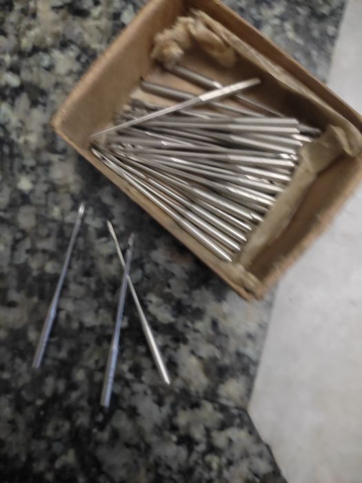 Голки для швейних машин