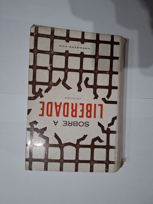 Livro sobre a liberdade antologia