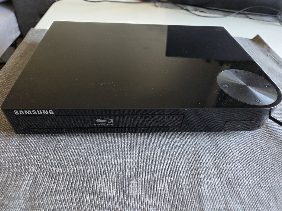 Odtwarzacz Blu-ray oraz DVD marki Samsung plus Gratis!