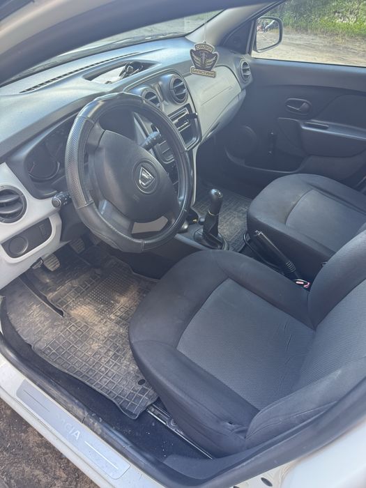 Dacia sandero 2013