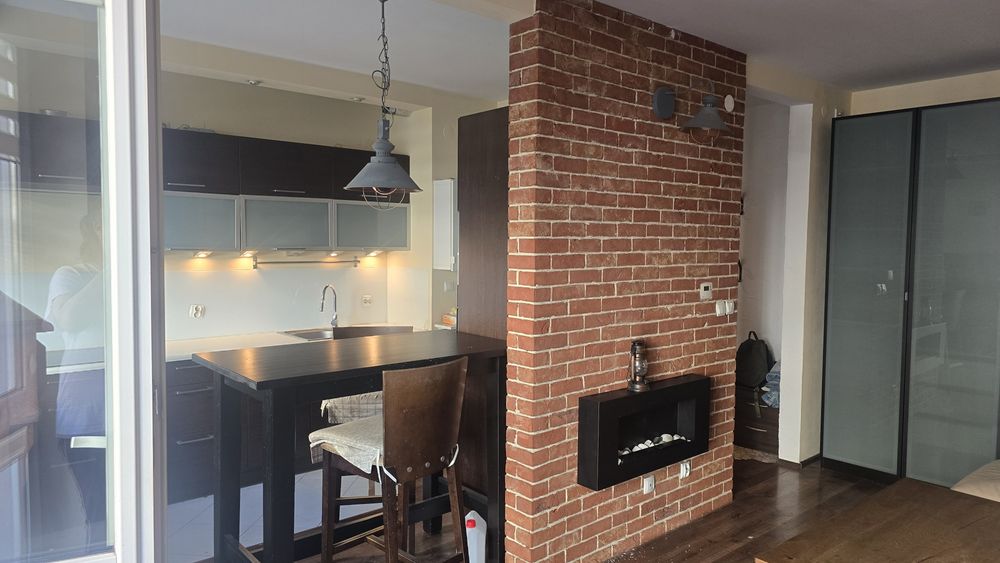 2 pokoje, 45m2, 1 pietro, windą, balkon