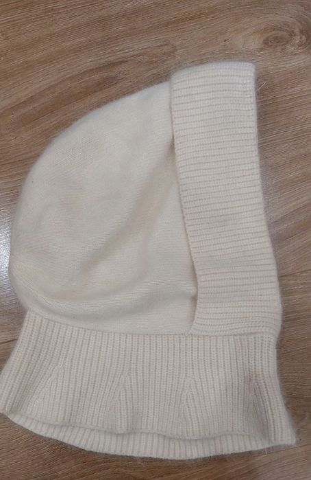 Женский капор ангоровый