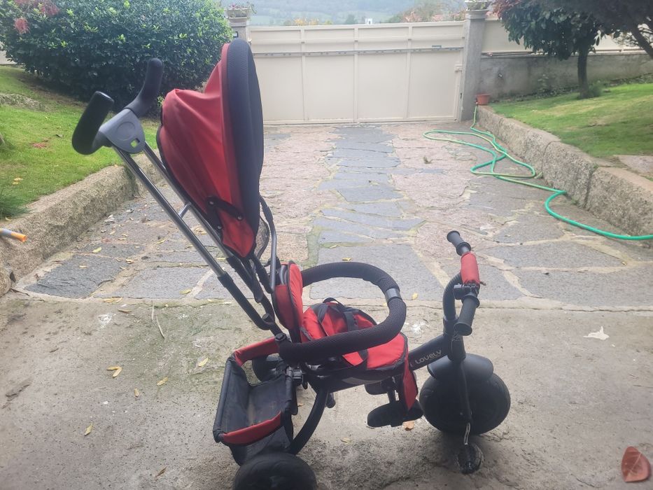 Triciclo de criança