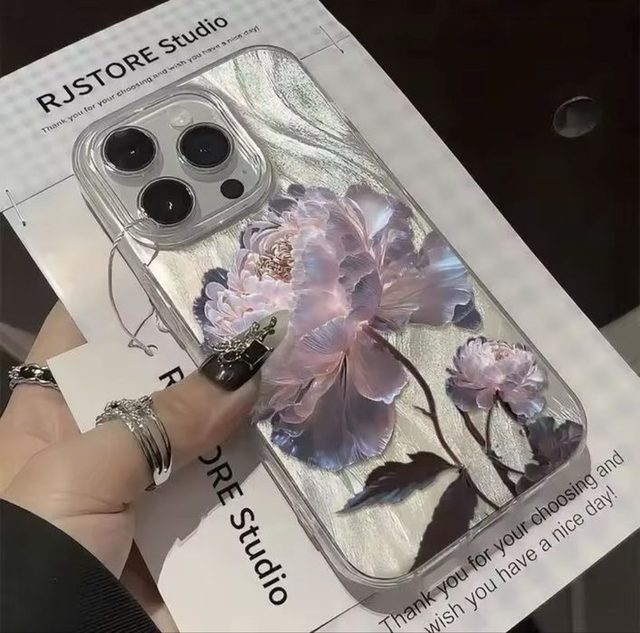 Новый чехол на Iphone 15 Pro Пион