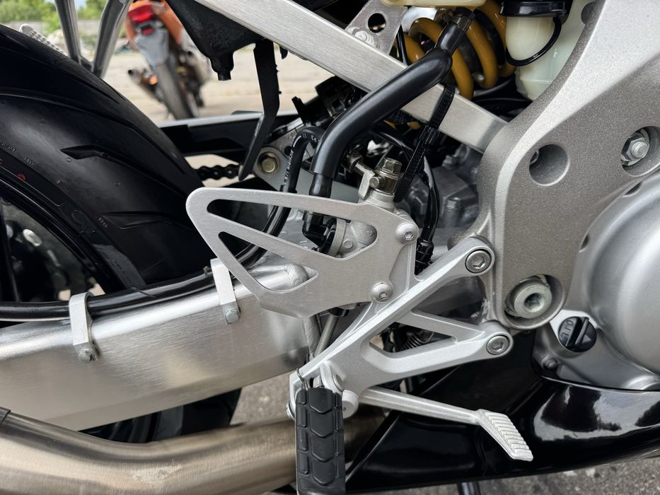 Продам мотоцикл HONDA CBR F4i