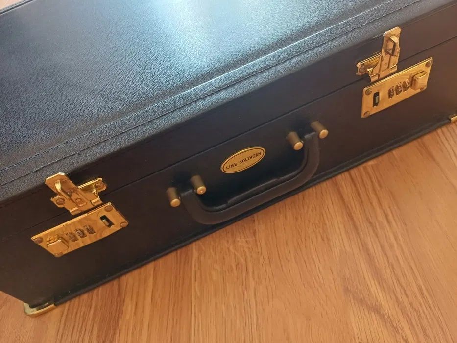 Faqueiro Solingen Nilo 18/10  101 peças