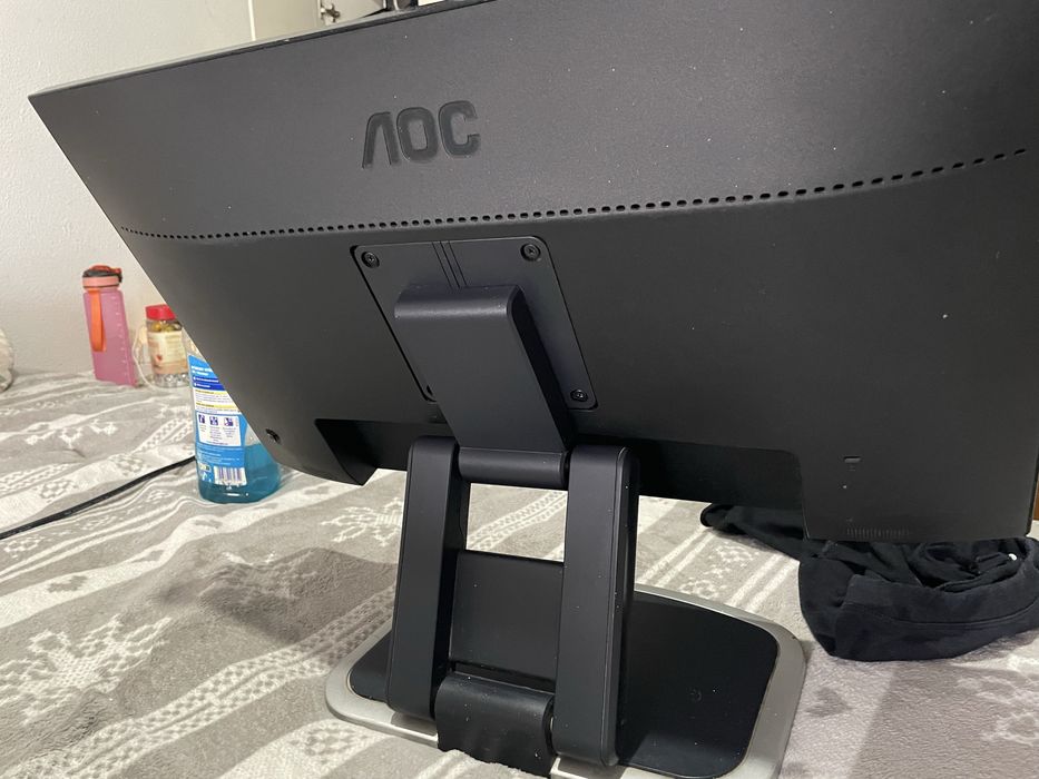 Monitor.428919103465072641