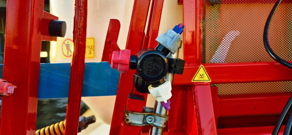 Opryskiwacz zawieszany Bargam