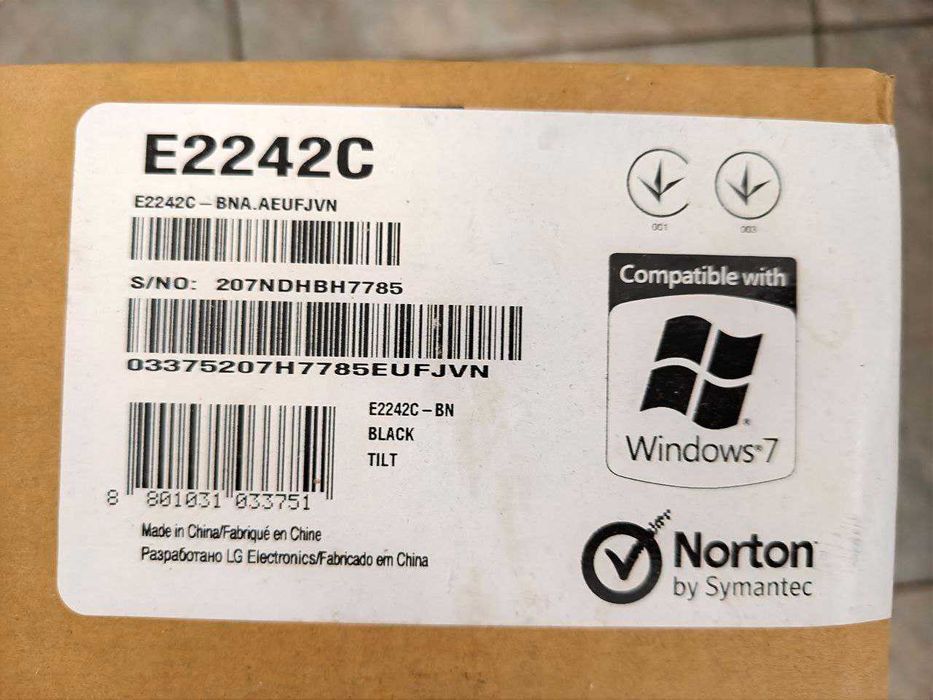 Монитор LG FLATRON E2242C - BN