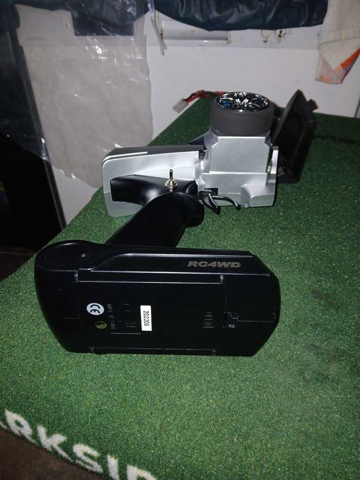 Comando rc em bom estado